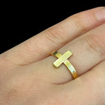 14K Yellow Gold Cross / T Ring Italy AR Golden Clef Ring Size 6 1/4