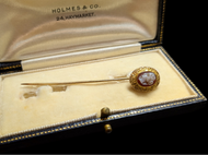 Antique 14K Yellow Gold Cameo Stick Pin Left Facing