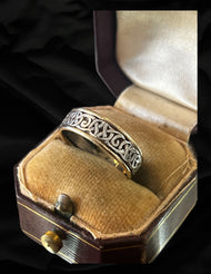 14K Yellow Gold and Sterling Silver Celtic Design Band Ring Size 6