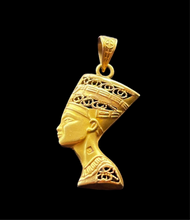 18K Yellow Gold Egyptian Nefertiti Mask Pendant Filigree Open Work