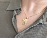 10K Yellow Gold Rock On / Sign of the Horns Hand Pendant Charm