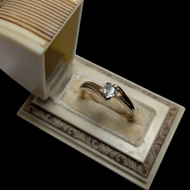 14K Yellow Gold Heart Shape Brilliant Cut Diamond Ring Size 6 3/4