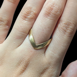 10K Yellow Gold Vintage Chevron / Full Wishbone Style Ring