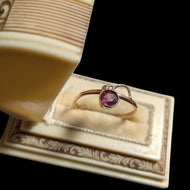 Antique 9CT Yellow Gold Oval Cut Almandine Garnet Minimalist Statement Ring Size 5.5