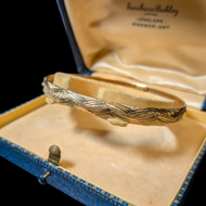 Brushed 10K Yellow Gold Diamond Cut / Satin Bangle Bracelet with Geometric Design 1/4"