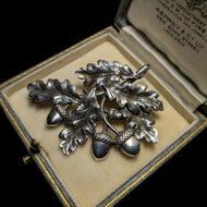 Vintage Sterling Silver Oak Leaf & Acorn / Branch Brooch
