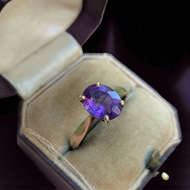 10K Yellow Gold Vintage Amethyst Solitaire Ring