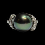14K White Gold Diamond & Tahitian Black Pearl Ring Size 5 3/4