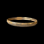 Brushed 10K Yellow Gold Diamond Cut / Satin Bangle Bracelet with Geometric Design 1/4"