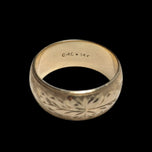14K Yellow Gold Floral/ Leaf Etched Thick Band Size 7 1/4 8mm