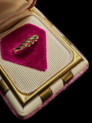 10K Yellow Gold Domed Twist Ring Size 6.5