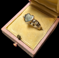 9K Yellow Gold Braided Knot Heart Ring Size 5 1/4