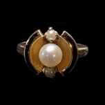 Vintage Art Deco 10K Gold and Pearl Enamelled Ring Size 6