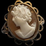 Vintage 9K Yellow Gold Left Facing Cameo Portrait Ring Size 6