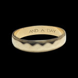 10K Yellow Gold Faceted Bevel Band “And a Day” Ring Size 7