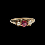 Antique 14K Yellow Gold Claw Set Garnet & Seed Pearl Ring Size 5.5