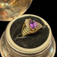 10K Yellow Gold Teardrop Amethyst & Diamond Ring Size 5 1/4