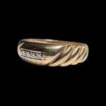 10K Yellow Gold Ribbed Diamond Row Band Size 8 3/4