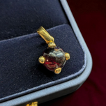18K Yellow Gold and Garnet Cabochon Pendant