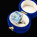 10K White Gold Art Deco Bezel Set Synthetic Spinel Ring Size 2 3/4
