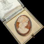 .800 Silver Right Facing Female Cameo Shell Brooch with Bail Loop Artist Signed