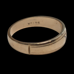 10K Yellow Gold and Diamond Etched Estate Ring / Band Size 5 3/4