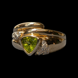 10K Yellow Gold Trilliant Cut Peridot & Diamond Ring Size 7.5