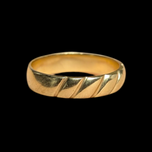14K Yellow Gold Scalloped Design Band Ring Size 5