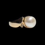 14K Yellow Gold Bezel Set Cultured Pearl & Diamond Ring Size 6