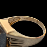 10K Yellow Gold Square Cut Hematite Signet Style Ring Size 11.5