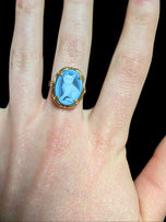 10K Yellow Gold Carved Blue Agate & Onyx Cat Cameo Ring Size 6 1/2